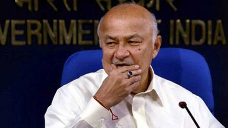 BJP Rejects Sushil Kumar Shinde’s ‘Switch Offer’ Allegations, Embraces Backing for PM Modi