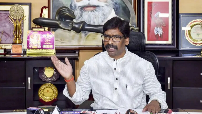Hemant Soren’s Possible Resignation: Speculations of Wife Kalpana Soren Taking Charge as Jharkhand CM, BJP MP Makes Bold Assertion